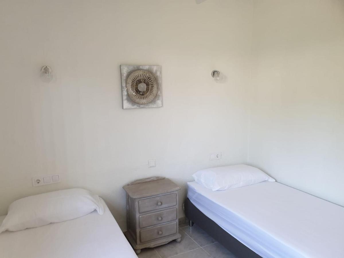 Cheerful 2-Bedroom Villa With Private Pool Calp Extérieur photo
